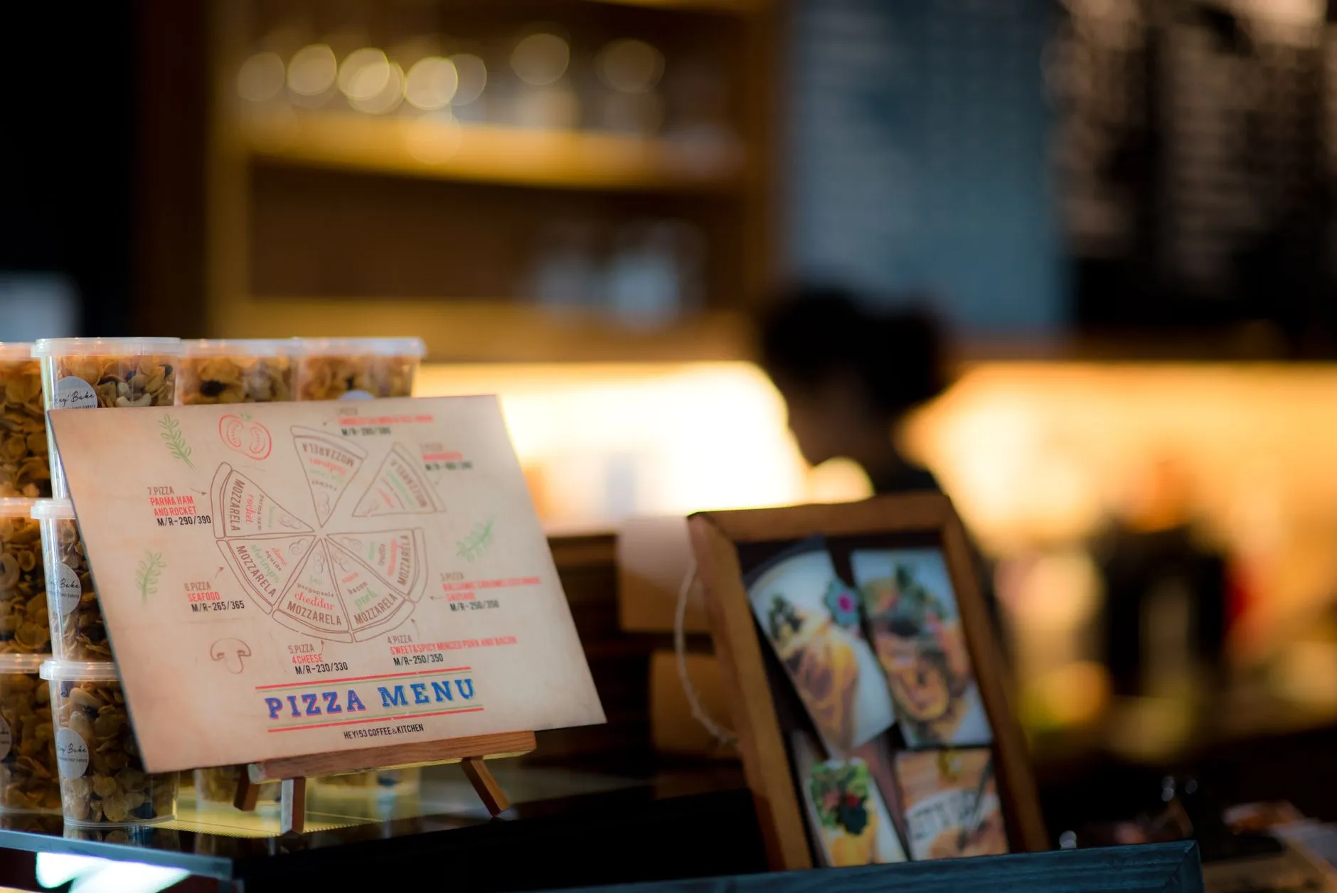 2025深圳别墅设计新趋势：极简与智能家居的融合实践