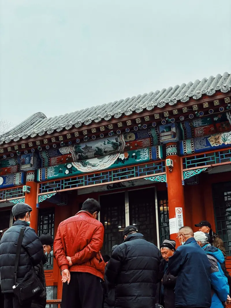 商业空间设计中动线规划与灯光布局的协同优化方案