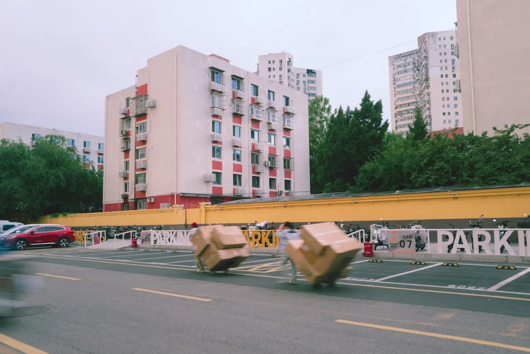 商业空间设计中的动线规划原则与材料搭配技巧