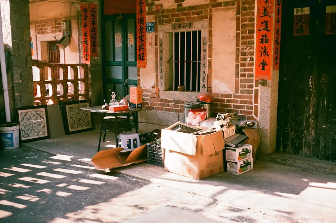 深圳别墅设计与旧房翻新一体化装修方案解析